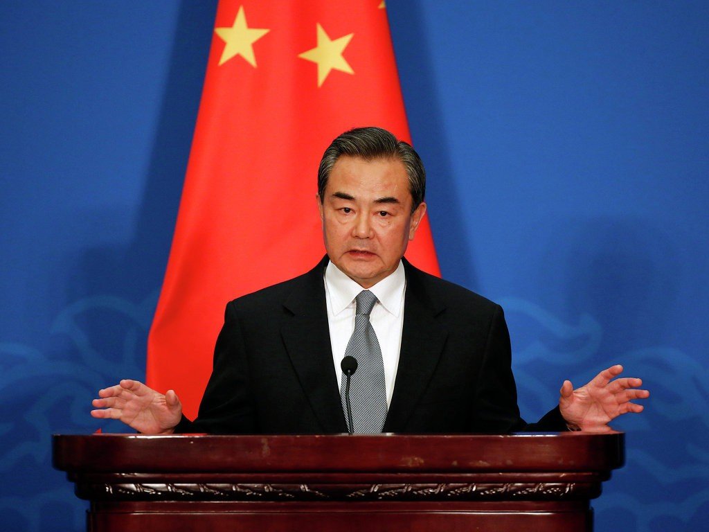 Το ΥΠΕΞ της Κίνας διευκρίνισε στον Τραμπ, ποιος νίκησε τους τρομοκράτες στην Συρία